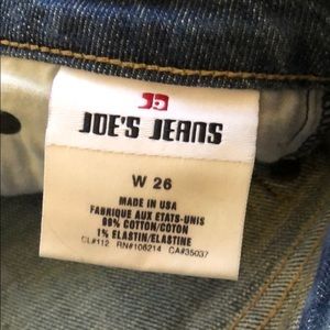 Joe’s Jeans blue denim boot cut (small flare) jean